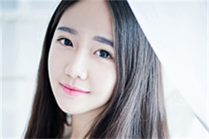 Discussing the relationship between education and economic growth in Shanghai